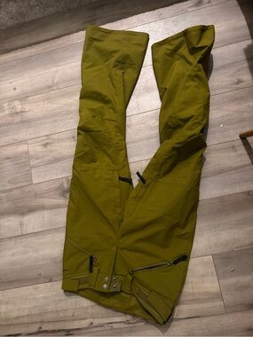 Olive Green Outdoor Snow Pants